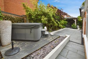 Photo 14- click for photo gallery